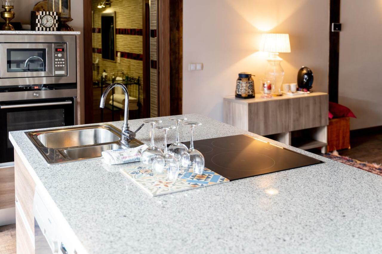 Edificio 10 By Plaza Mayor Apartment